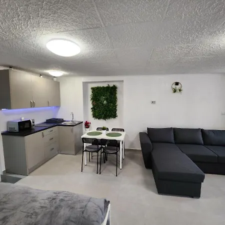 Apartment Dada *
