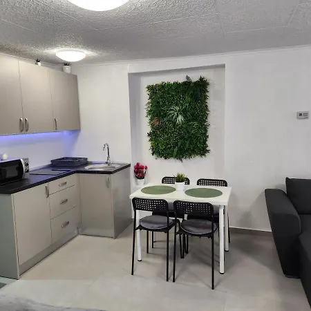 Dada Apartment *